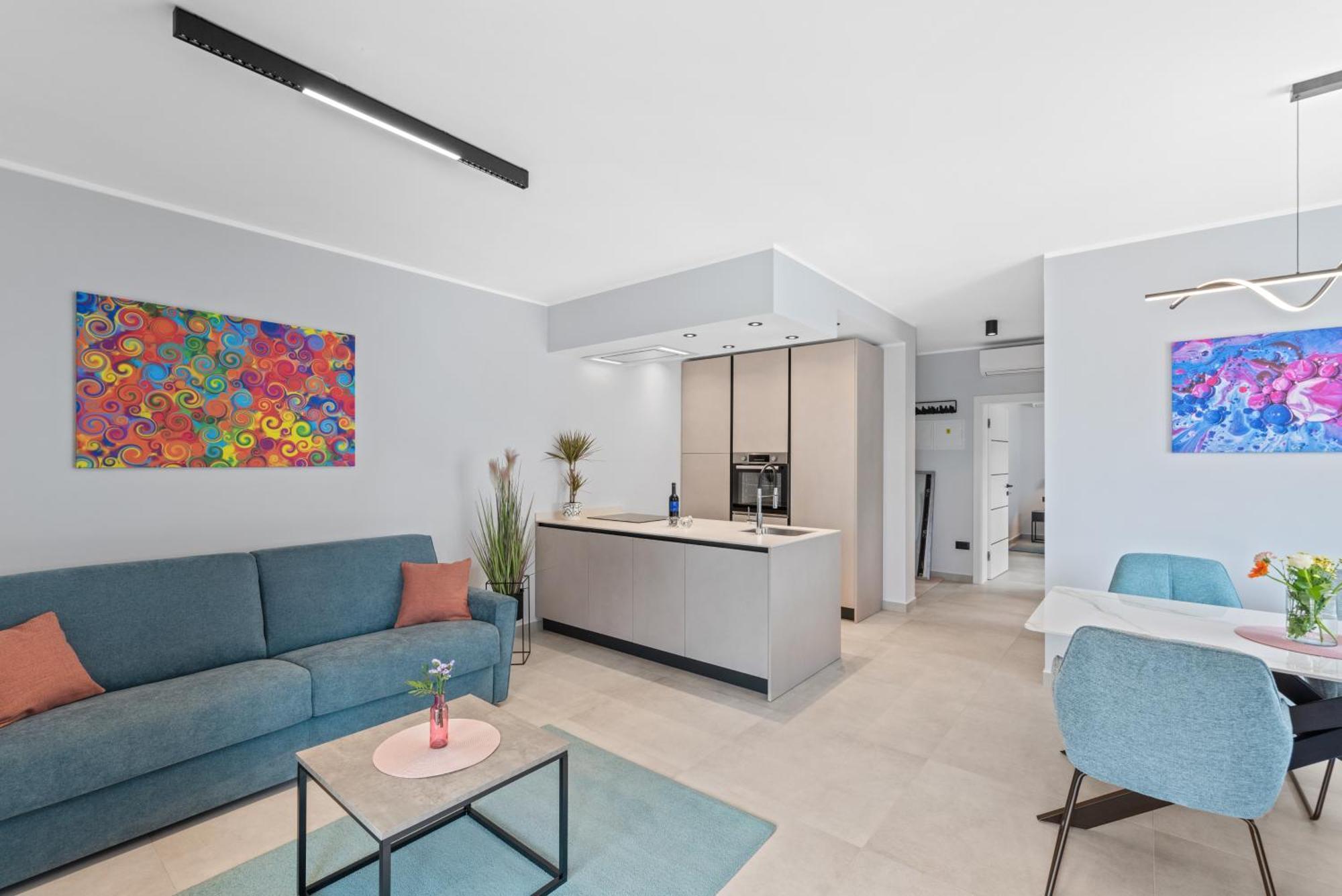 Alex Luxury Apartments Ровин Екстериор снимка